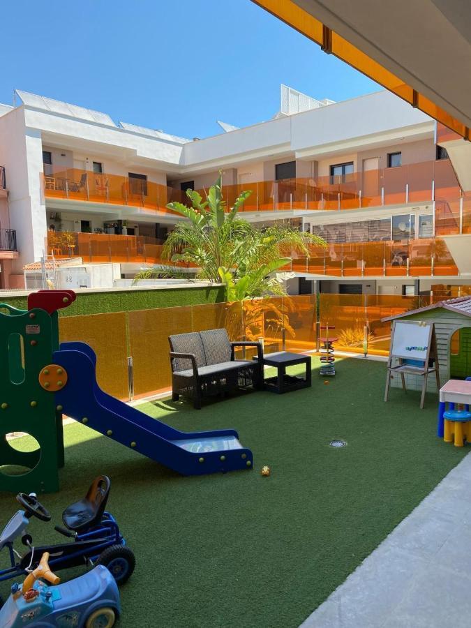 Beach Apartment Torrevieja Exteriör bild