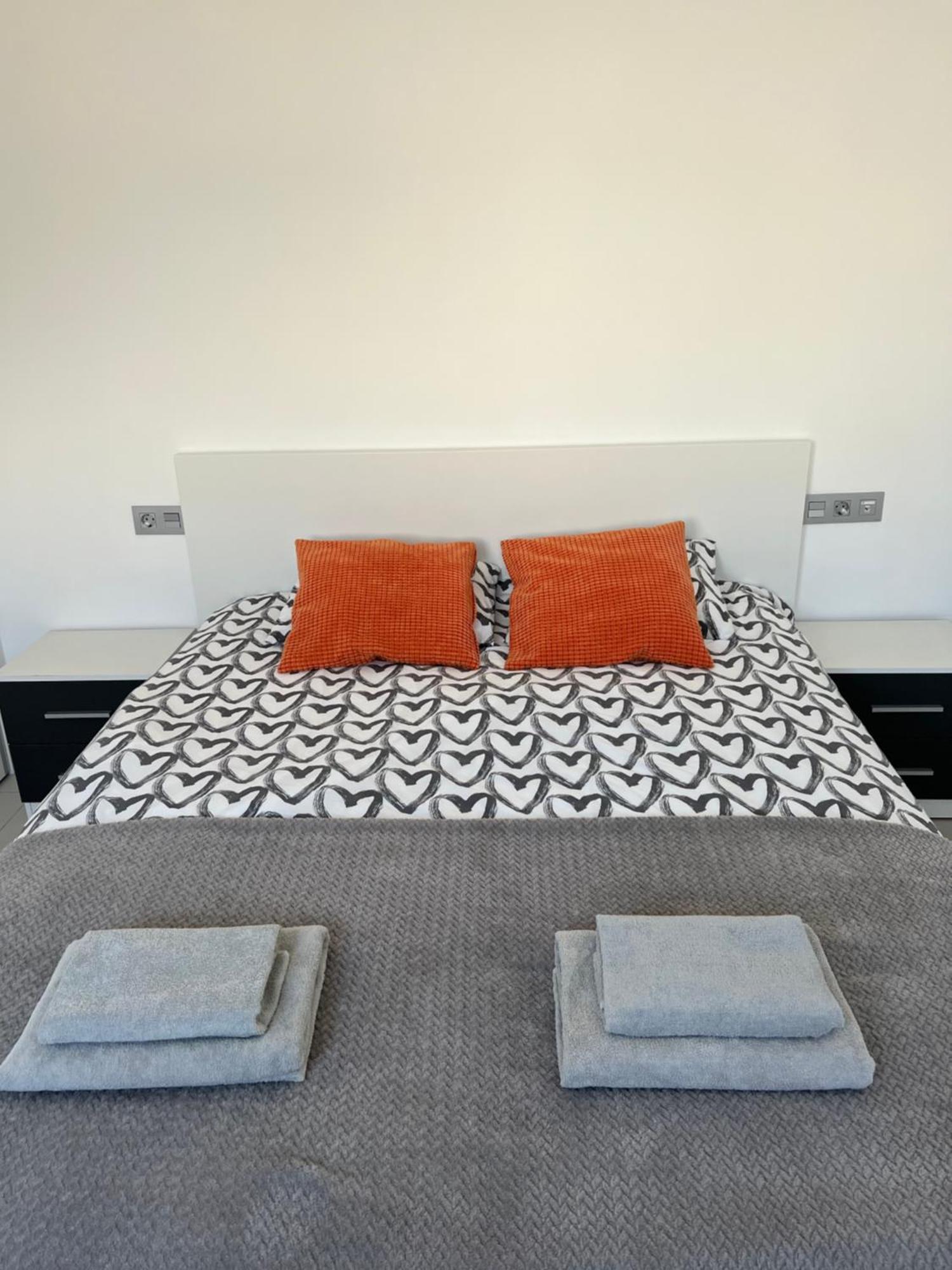 Beach Apartment Torrevieja Exteriör bild
